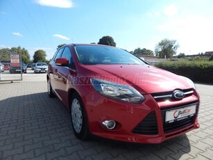 FORD FOCUS 1.6 TDCi Titanium Econetic 99g Végig Vezetett Szervizkönyv