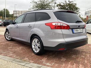 FORD FOCUS 1.6 Ti-VCT Ambiente