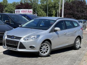 FORD FOCUS 1.6 Ti-VCT Champions