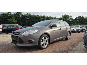 FORD FOCUS 1.6 Ti-VCT Champions Bőr kormány. váltógomb. Bluetooth kihangosító. Navi. Tolatóradar. Aux. Usb