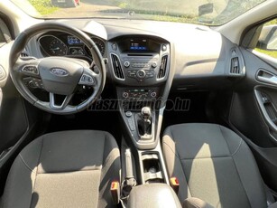 FORD FOCUS 1.6 Ti-VCT Technology Park assist. Fűthető kormány és ülések