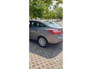 FORD FOCUS 1.6 Ti-VCT Titanium