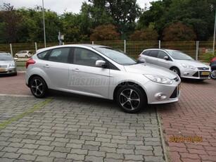 FORD FOCUS 1.6 Ti-VCT Trend Plus Kitűnő állapot!!---Garantált kilométer!!