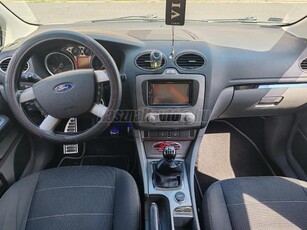 FORD FOCUS 1.6 Titanium