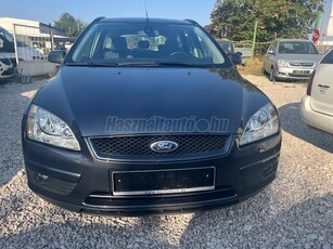 FORD FOCUS 1.6 Trend CSAK 163000 KM .KLÍMA.VONÓHOROG !!!!!!!!!!!!