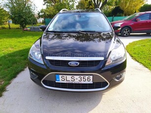 FORD FOCUS 1.8 FFV Titanium