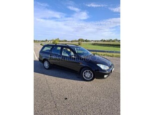 FORD FOCUS 1.8 TDCi Ghia