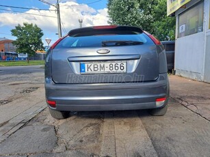 FORD FOCUS 1.8 TDCi Ghia