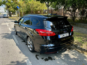 FORD FOCUS 2.0 Ecoboost ST3