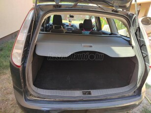 FORD FOCUS 2.0 TDCi Ghia DPF