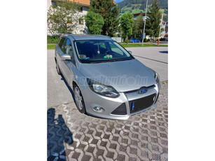 FORD FOCUS 2.0 TDCi Titanium Powershift