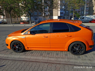 FORD FOCUS 2.5 turbo ST