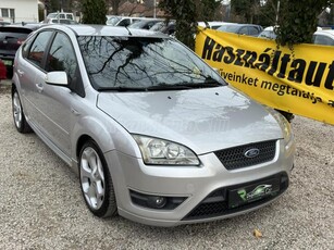 FORD FOCUS ST 2.5 T