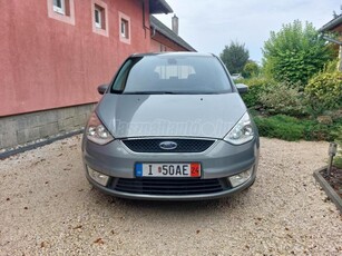 FORD GALAXY 2.0 TDCi Ghia DPF [7 személy]