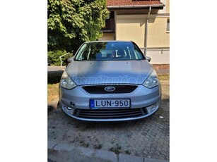 FORD GALAXY 2.0 TDCi Ghia DPF [7 személy]