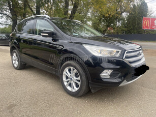 FORD KUGA 1.5 EcoBoost Titanium