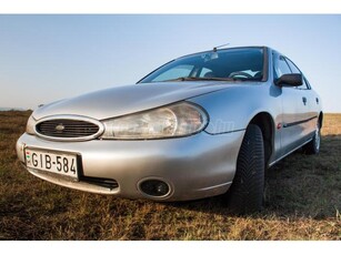 FORD MONDEO 1.8 16V GLX Téli-nyári gumi! Klíma! Lejárt műszaki!