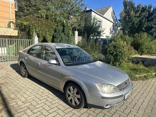 FORD MONDEO 1.8 Ambiente Friss műszakival!