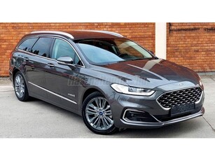 FORD MONDEO 2.0 FHEV Vignale eCVT Ülés fűtés-szellőzés-maszirozás. Navi. Tempomat