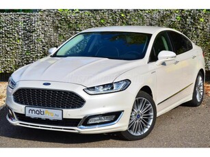 FORD MONDEO 2.0 HEV Vignale (Automata) Ülés hűtés-fűtés. Kamera. Navigáció. KeyLess. Sáv tartó. LED