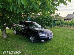 FORD MONDEO 2.0 TDCi Ambiente Megkímélt. olaszországi.rozsdamentes .kevés km-el!