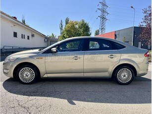 FORD MONDEO 2.0 TDCi Ghia Powershift FRISS NAGYSZERVIZ-TEMPOMAT-DULA DIGITKLÍMA