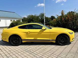 FORD MUSTANG Fastback 2.3 EcoBoost (Automata) Magyarországon újonnan forgalomba helyezett