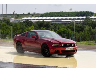 FORD MUSTANG Fastback 3.7 V6 (Automata)