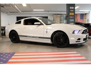 FORD MUSTANG Fastback 3.7 V6 (Automata) PONY PACKAGE/18 COLL/SHELBY LOOK/BŐR/MCB/GARANCIA