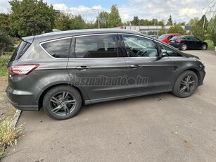 FORD S-MAX 1.5 EcoBoost Titanium [7 személy]