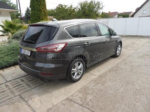 FORD S-MAX 2.0 EcoBlue Titanium (Automata) [7 személy] MAGYARORSZÁGI-SZERVIZKÖNYVES!