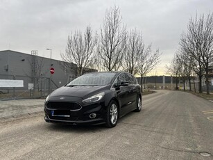 FORD S-MAX 2.0 TDCi ST-Line AWD Powershift SPORT AUTOMATA. ACC.LED.PRÉMIUM ZENE. EL.V.HOROG