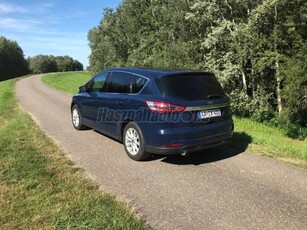 FORD S-MAX 2.0 TDCi Titanium