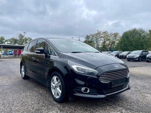 FORD S-MAX 2.0 TDCi Titanium [7 személy] AUTOMATA/ KITŰNŐ ÁLLAPOT/ SÁVTARTÓ/ ÜTKÖZÉS GÁTLÓ/ NAVI/ ÜLÉSFŰTÉS/ NAPFÉNY TETŐ