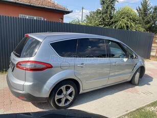 FORD S-MAX 2.0 TDCi Titanium FACELIFT 7 személy. MANUÁLIS váltó