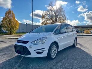 FORD S-MAX 2.0 TDCi Titanium MEGKÍMÉLT ÁLLAPOT/ DIGIT KLÍMA/ NAVI/ PARKOLÓ RADAR- KAMERA/ KÉT KULCS