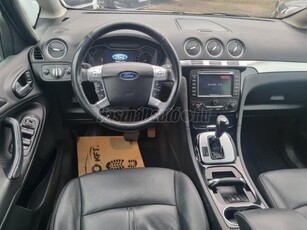 FORD S-MAX 2.0 TDCi Titanium Powershift