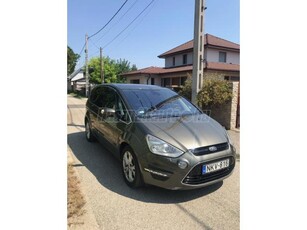 FORD S-MAX 2.0 TDCi Titanium Powershift