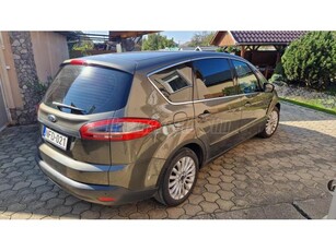 FORD S-MAX 2.0 TDCi Titanium Powershift