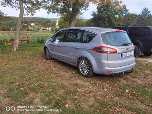 FORD S-MAX 2.0 TDCi Titanium Powershift