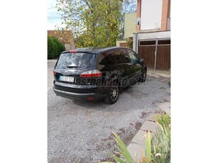 FORD S-MAX 2.0 TDCi Trend