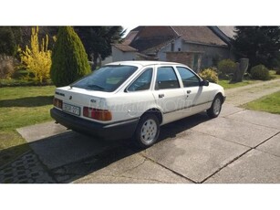 FORD SIERRA 2.0i CL