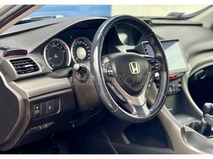 HONDA ACCORD 2.0 Elegance