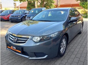 HONDA ACCORD 2.0 S ELSŐ TULAJDONOSTÓL. GYÁRI FÉNYEZÉS. SZERVIZKÖNYV. 104000KM!!