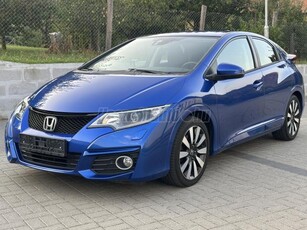 HONDA CIVIC 1.4 Elegance 40 E KM-NAVI.TEMPOMAT-ÜLÉSFŰTÉS-LEINFORMÁLHATÓ