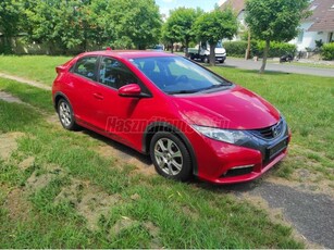 HONDA CIVIC 1.4 Sport 159e km. téli-nyári kerék. kamera. tempomat