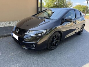 HONDA CIVIC 1.4 Sport ADAS Navi Xenon-Led-Navi-Tempomat-ÜlésFűtés-Multikormány-Kamera-ParkRadar-DigitKlíma