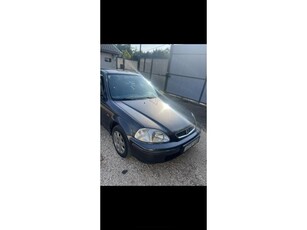 HONDA CIVIC 1.5i VTEC LS ABS+SRS+Klima