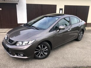 HONDA CIVIC 1.8 Elegance (Automata) XENON-LÁMPA.DIGIT LÍMÁS.TEMPOMAT.ÜLÉS-FŰTÉS.TETŐ-ABLAK .TOLATÓ-KAMERA !!