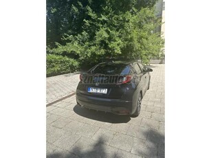 HONDA CIVIC 1.8 Elegance Navi